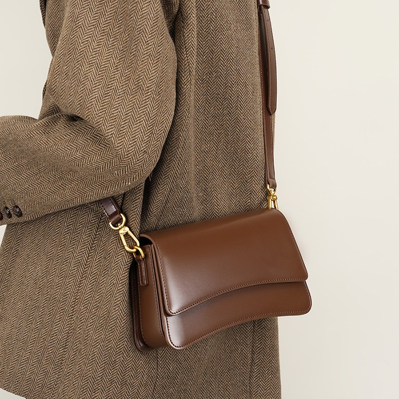 Tas Selempang Minimalis untuk  - Luxury Bags Everyday ulasan dan harga