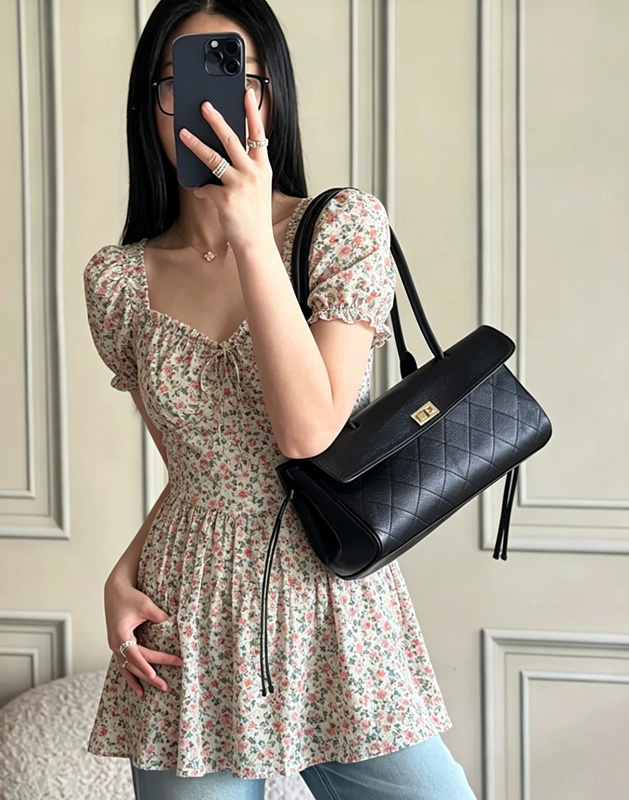 CLAREGQI 2026 Tas Selempang Ku - Structured Handbag Top Handle ulasan dan harga